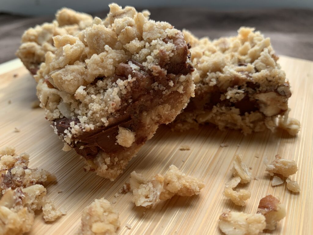 Oatmeal Chocolate Caramel Bar